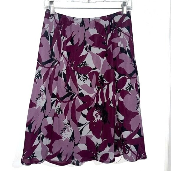 Courtney Petite Floral A-Line Skirt Size 10 - Picture 1 of 6